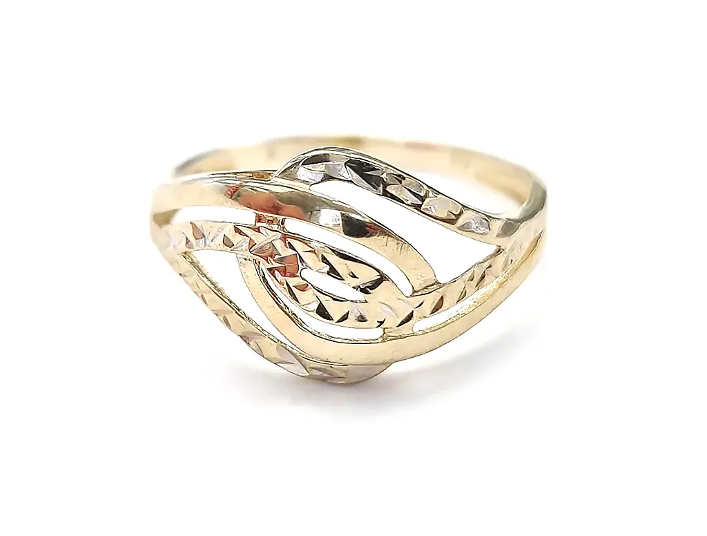arany áttört, vésett mintás gyűrű